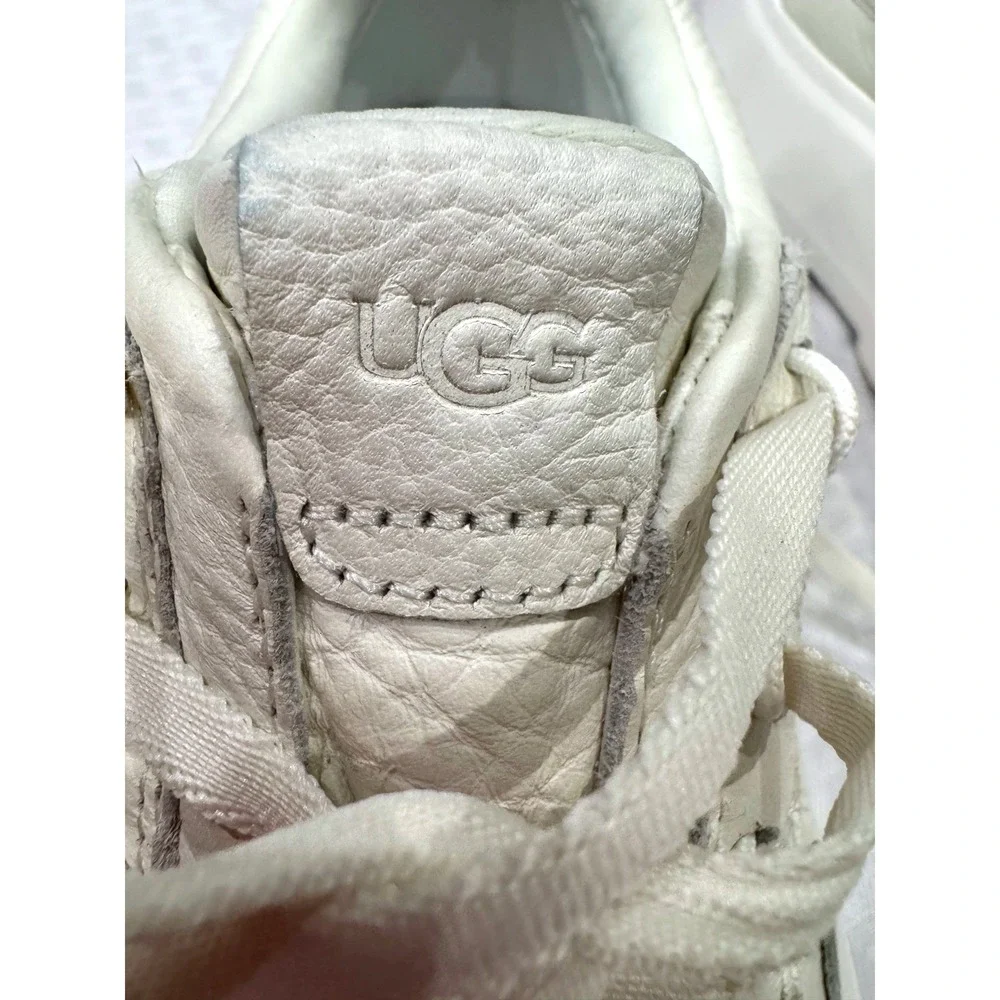 UGG Women's Platform Sneakers Cream Leather Chunky Lace Up Casual Shoes‎ Size 9